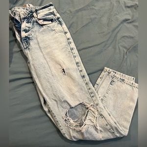 Zara light wash ripped jeans